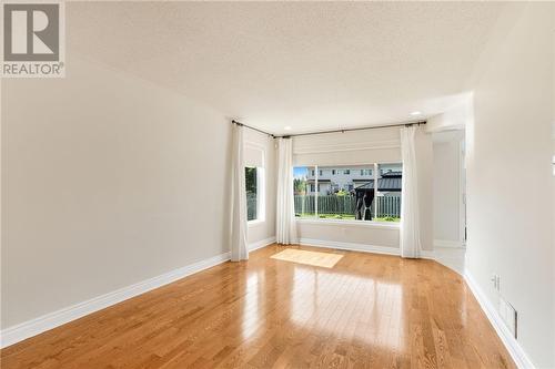 548 Chardonnay Drive, Ottawa, ON - Indoor Photo Showing Other Room