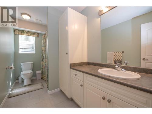 7775 Chew Road, Vernon, BC - Indoor Photo Showing Bathroom