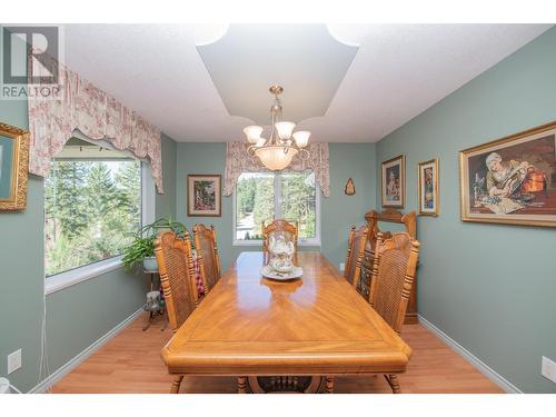 7775 Chew Road, Vernon, BC - Indoor Photo Showing Dining Room