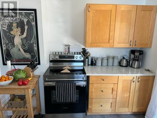 9 Branchflower Road Sw, Salmon Arm, BC - Indoor Photo Showing Kitchen