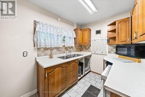 1652 Taunton Road, Clarington, ON - Indoor Photo Showing Kitchen With Double Sink