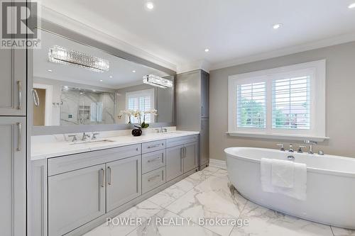 100 Forester Crescent, Markham, ON - Indoor Photo Showing Bathroom