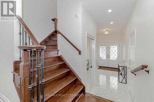 12 Benmore Crescent, Brampton (Vales Of Castlemore), ON - Indoor Photo Showing Other Room