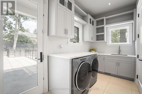 231 Wedgewood Drive, Oakville (Eastlake), ON - Indoor Photo Showing Laundry Room