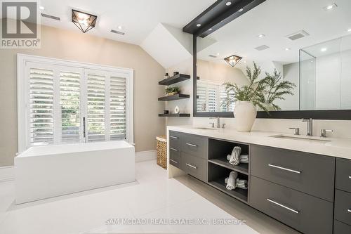 231 Wedgewood Drive, Oakville (Eastlake), ON - Indoor Photo Showing Bathroom