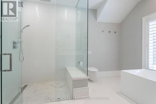 231 Wedgewood Drive, Oakville (Eastlake), ON - Indoor Photo Showing Bathroom