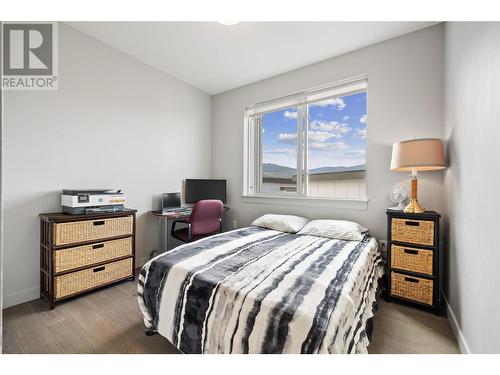 3630 Mission Springs Drive Unit# 602, Kelowna, BC - Indoor Photo Showing Bedroom