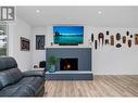 10010 Kel Win Road, Lake Country, BC  - Indoor Photo Showing Living Room 