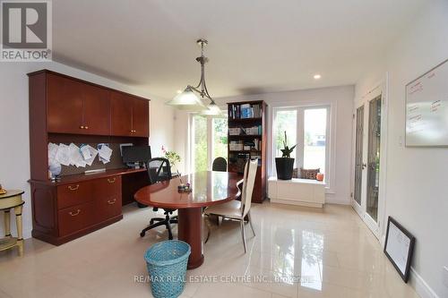 237 Highland Road E, Hamilton, ON - Indoor