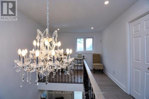 237 Highland Road E, Hamilton, ON - Indoor Photo Showing Bedroom