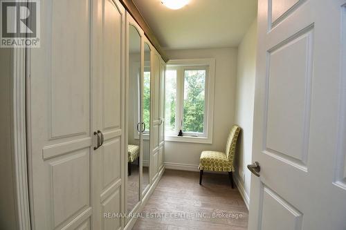 237 Highland Road E, Hamilton, ON - Indoor Photo Showing Laundry Room