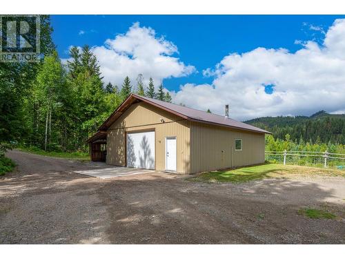 380 Richlands Road, Cherryville, BC 