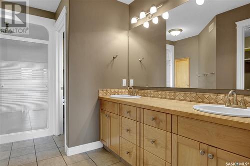 14 Emerald Ridge, White City, SK - Indoor Photo Showing Bathroom