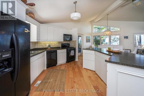 9848 Huron Place, Lambton Shores (Grand Bend), ON - Indoor Photo Showing Kitchen With Double Sink