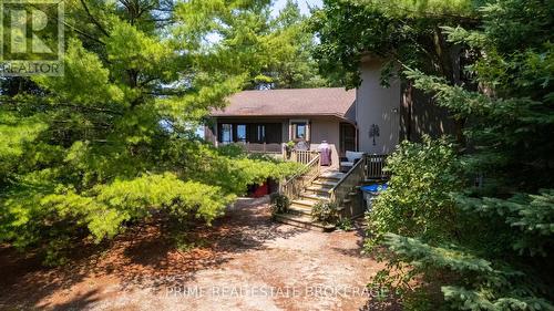 9848 Huron Place, Lambton Shores (Grand Bend), ON - Outdoor