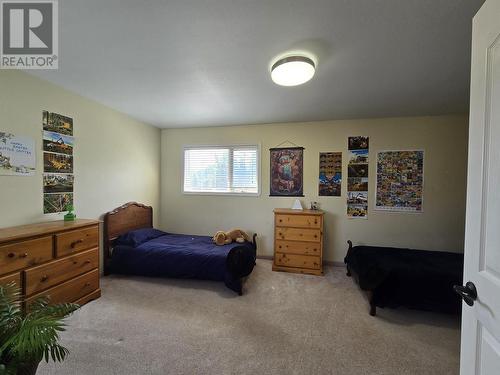 6517 Grey Crescent, 100 Mile House, BC - Indoor Photo Showing Bedroom