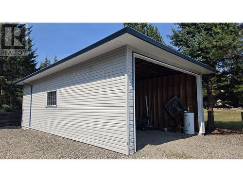 6517 Grey Crescent, 100 Mile House, BC - Outdoor With Exterior