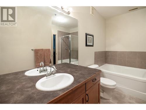 1331 Ellis Street Unit# 303, Kelowna, BC - Indoor Photo Showing Bathroom