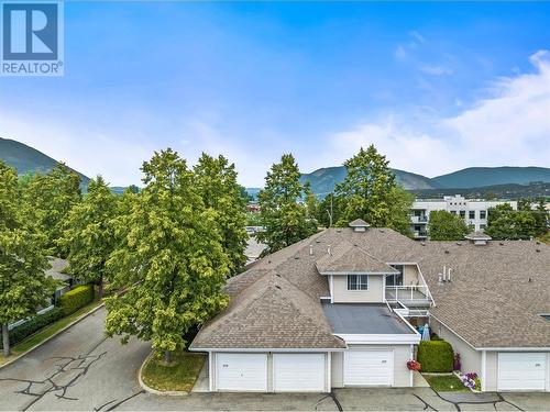 900 5Th Avenue Sw Unit# 104, Salmon Arm, BC - Outdoor