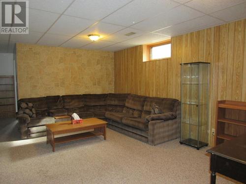 2015  3A Highway, Castlegar, BC - Indoor Photo Showing Basement