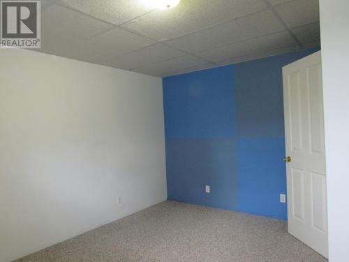 2015  3A Highway, Castlegar, BC - Indoor Photo Showing Other Room