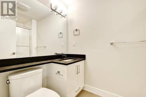 5190 Chambers Street, Vancouver, BC - Indoor Photo Showing Bathroom