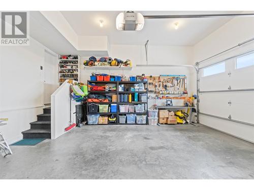 1219 Monte Vista Avenue, Kelowna, BC - Indoor Photo Showing Garage