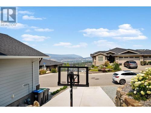 1219 Monte Vista Avenue, Kelowna, BC - Outdoor