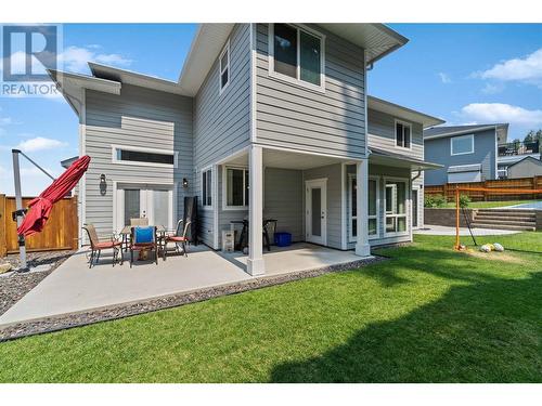 1219 Monte Vista Avenue, Kelowna, BC - Outdoor With Deck Patio Veranda