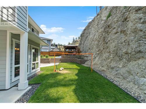 1219 Monte Vista Avenue, Kelowna, BC - Outdoor