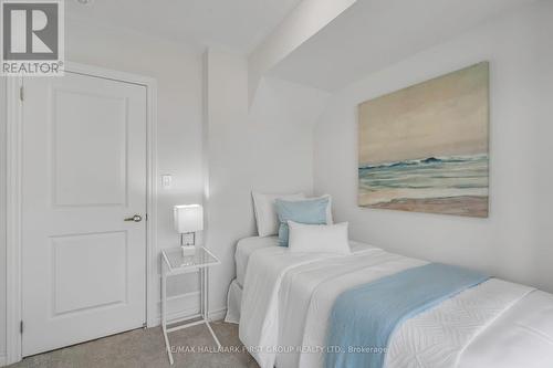 353 Okanagan Path, Oshawa (Donevan), ON - Indoor Photo Showing Bedroom