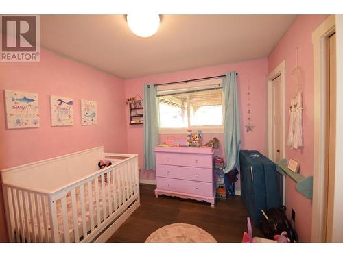 3743 Simpson Road, Cranbrook, BC - Indoor Photo Showing Bedroom