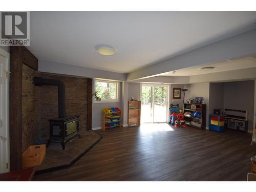 3743 Simpson Road, Cranbrook, BC - Indoor With Fireplace