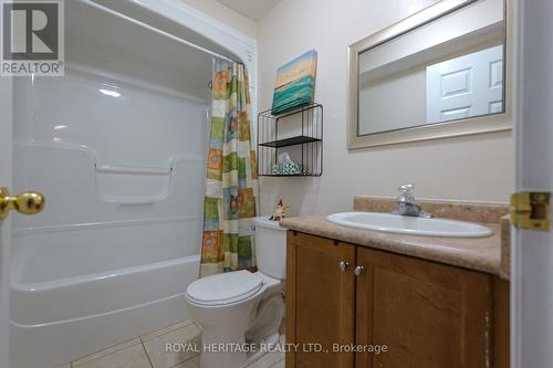 1 Kirbys Way, Huntsville, ON - Indoor Photo Showing Bathroom