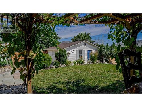 5957 Okanagan Street, Oliver, BC - Outdoor