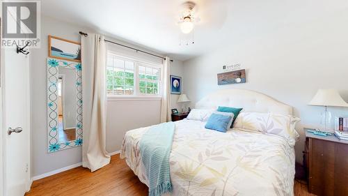 5957 Okanagan Street, Oliver, BC - Indoor Photo Showing Bedroom