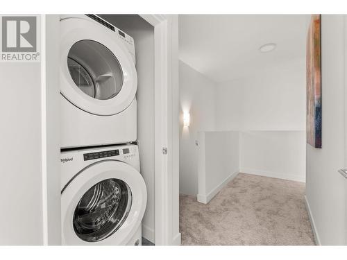 610 Academy Way Unit# 117, Kelowna, BC - Indoor Photo Showing Laundry Room