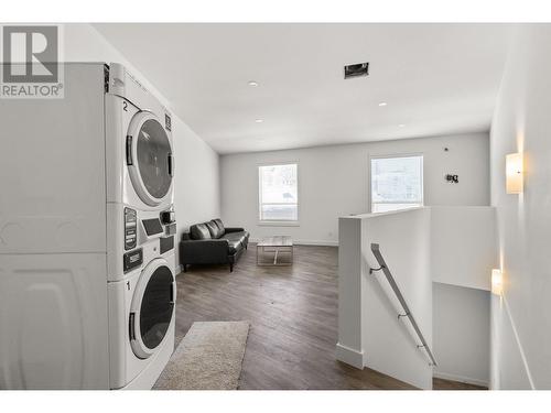 610 Academy Way Unit# 117, Kelowna, BC - Indoor Photo Showing Laundry Room