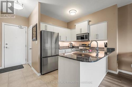 1D - 6 Rosebank Drive, Toronto (Malvern), ON - Indoor Photo Showing Kitchen With Double Sink