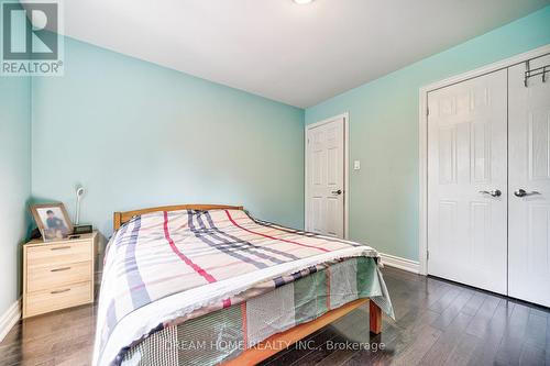 53 Delaney Crescent, Barrie (Northwest), ON - Indoor Photo Showing Bedroom