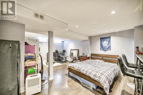 53 Delaney Crescent, Barrie (Northwest), ON - Indoor Photo Showing Bedroom