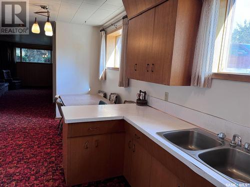 823 13Th Street, Humboldt, SK - Indoor Photo Showing Kitchen With Double Sink