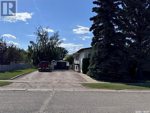 823 13Th Street, Humboldt, SK - Outdoor