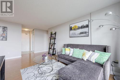 1209 - 335 Driftwood Avenue, Toronto (Black Creek), ON - Indoor Photo Showing Living Room