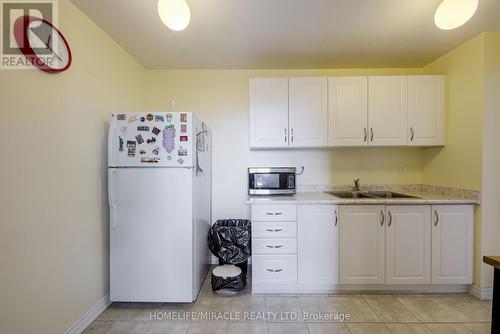 1209 - 335 Driftwood Avenue, Toronto (Black Creek), ON - Indoor Photo Showing Kitchen With Double Sink