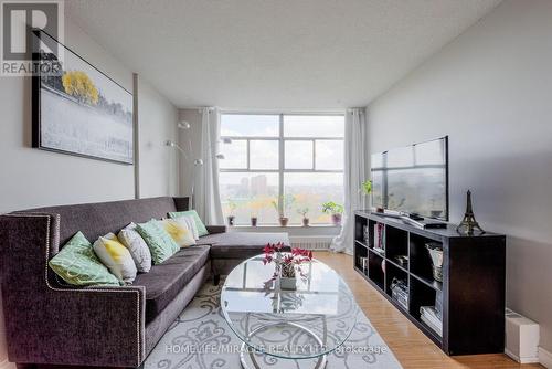 1209 - 335 Driftwood Avenue, Toronto (Black Creek), ON - Indoor Photo Showing Living Room