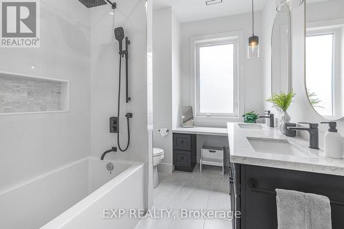 68 49Th Street N, Wasaga Beach, ON - Indoor Photo Showing Bathroom