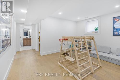 68 49Th Street N, Wasaga Beach, ON - Indoor Photo Showing Other Room