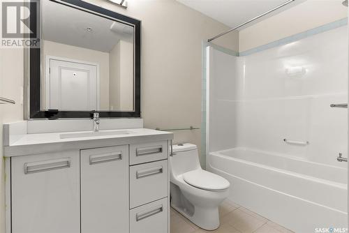 116 1640 Dakota Drive, Regina, SK - Indoor Photo Showing Bathroom