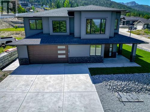 960 15 Avenue Se, Salmon Arm, BC - Outdoor